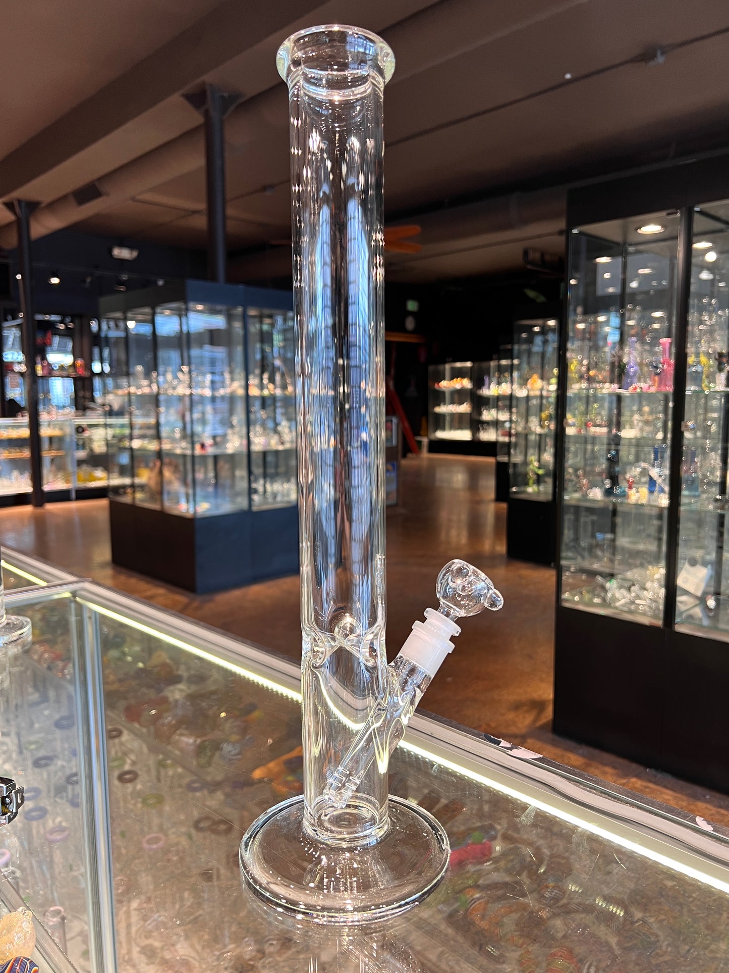 18" Straight Tube Borosilicate Glass Bong