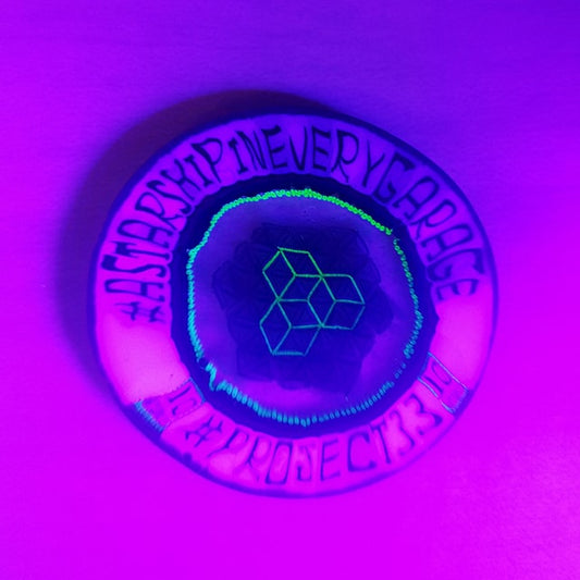 Project 33 10 Art Unit Coin "A Starship in Every Garage" UV