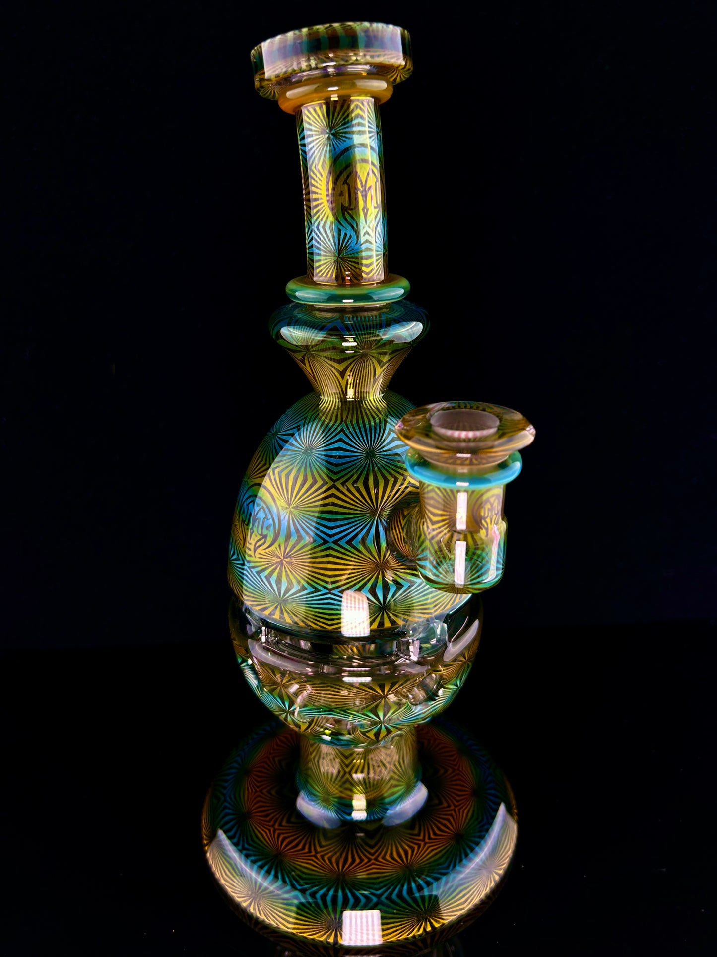Mothership "Smoke" Fab Egg, Illusion Series.
