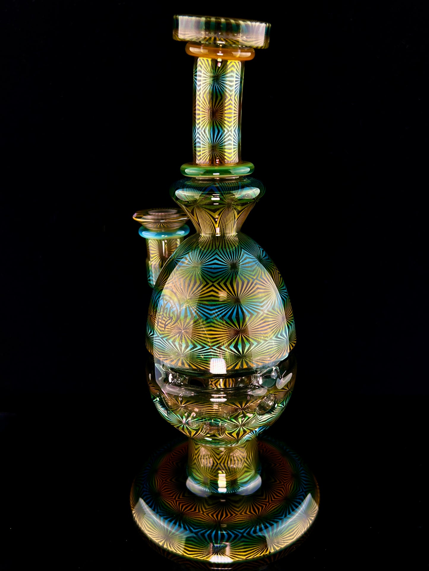 Mothership "Smoke" Fab Egg, Illusion Series.