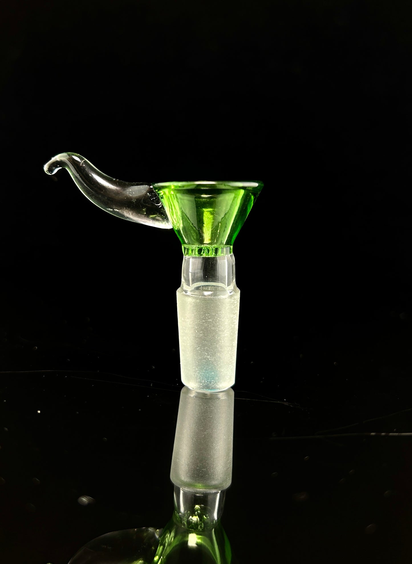 14mm Martini Bowl with Built in Screen and Handle