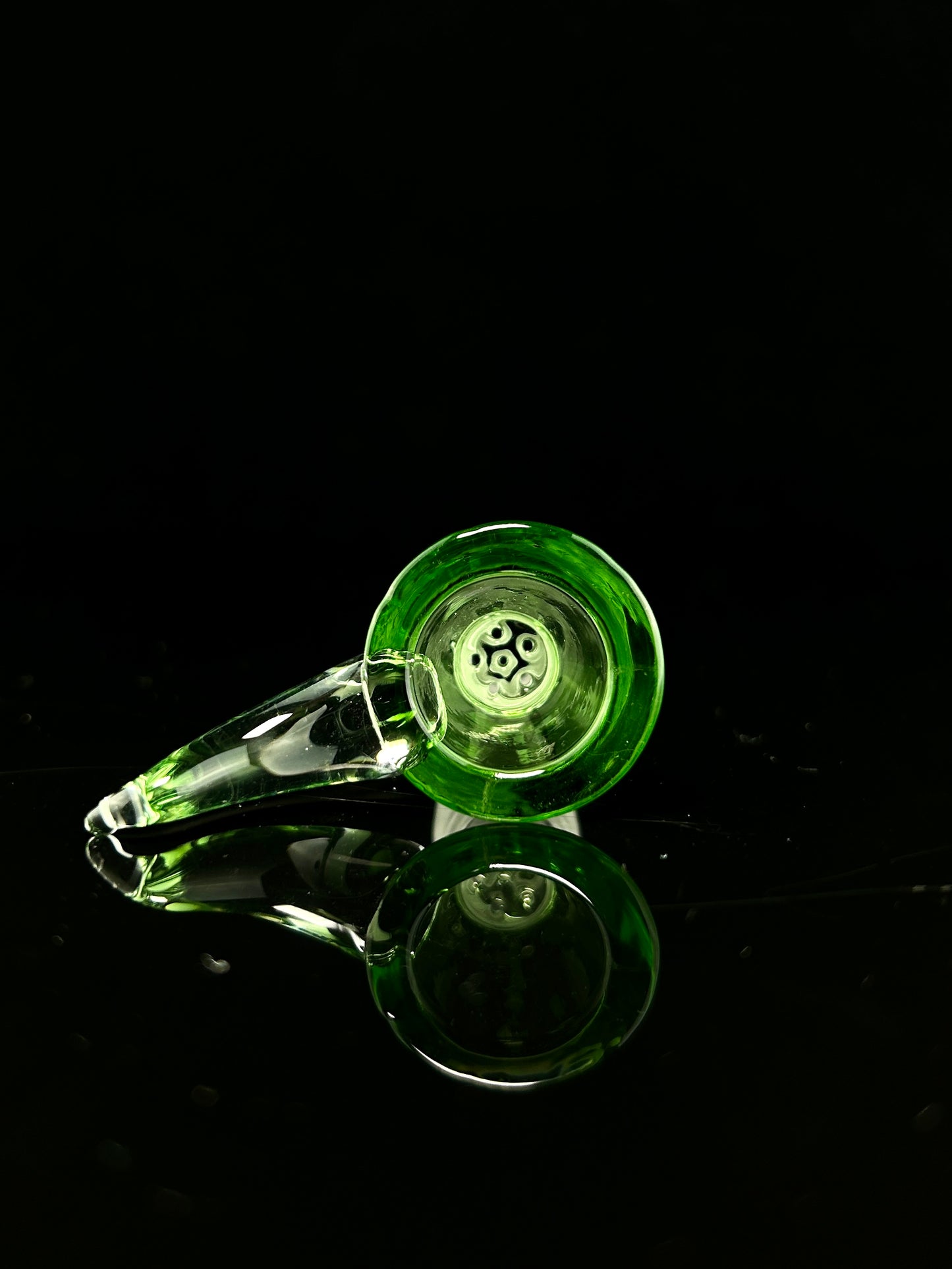 14mm Martini Bowl with Built in Screen and Handle